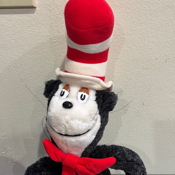 Vintage 1983 Dr Seuss Cat in the Hat Plush Toy - Picture 1 of 5